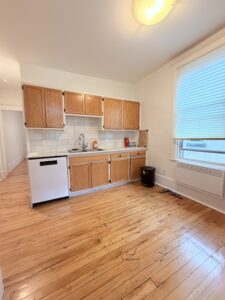2135 Bould Edouard Montpetit - Appt 5