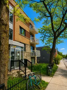 2525 rue Darling
