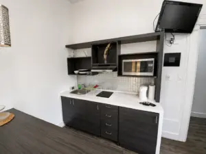 1609 St Hubert, appt 8
