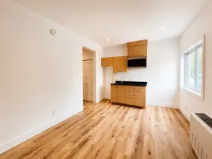 8615 rue Hochelaga, appt 202