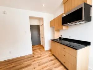 8615 rue Hochelaga, appt 202