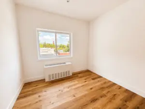 8615 rue Hochelaga, appt 202