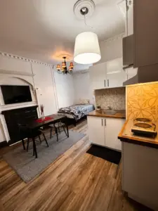 1659 rue St Hubert, appt 13