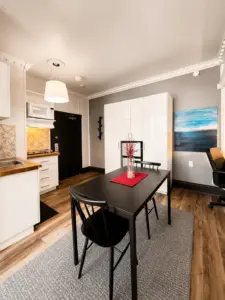 1659 rue St Hubert, appt 13